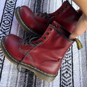 Brand New Women’s Size 7 Dr. Martens AirWair | Doc Martens